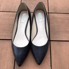 COLE HAAN ポインテッドトゥ フラットパンプス ブラックのサムネイル