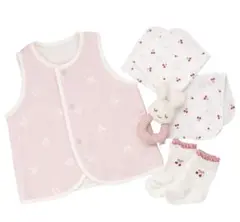 【新品・未使用】ギフトセット さくらんぼベスト ◇赤ちゃんの城◇