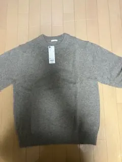 GU ベージュ ニットセーター Mサイズ