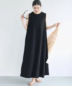 coca エンボスワンピース Short 黒 ノースリーブ