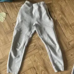 グレー パンツ ダメージあり