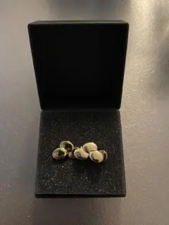 イヤリング　ゴールド