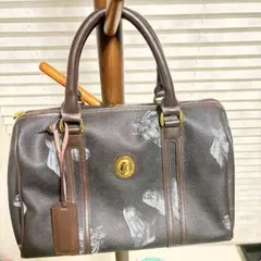 Item thumbnail for item 7951b014-1e2d-4abe-8da8-ff0d5c9cdbdd