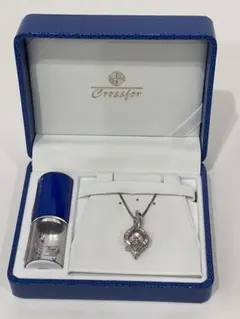 Crossfor スワロフスキー ネックレス