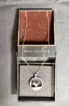 ROYAL SELANGOR ネックレス 鳥モチーフ