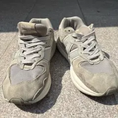 9*】様 New Balance M5740 ベージュ 24.5㎝