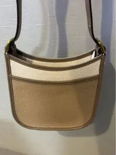 新品未使用COACH エメリー クロスボディ ショルダーバッグ