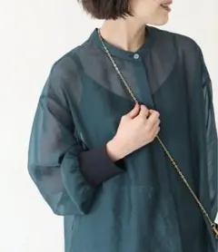 スピックアンドスパン　シアーロングシャツ美品