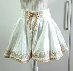 axes femme 白デニムのキュロットスカート