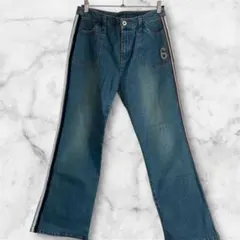 Item thumbnail for item c5480442-2a36-4411-b597-c13d5142ed4a