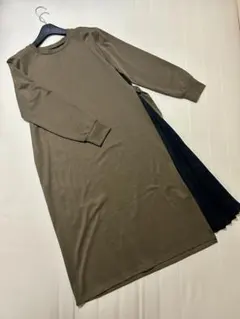 w closet★オリーブ色 長袖 ロングワンピース