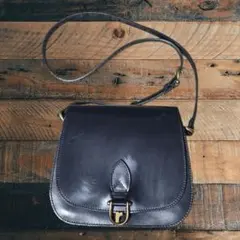 renoma PARIS レザー ショルダーバッグ ネイビー ゴールド金具のサムネイル