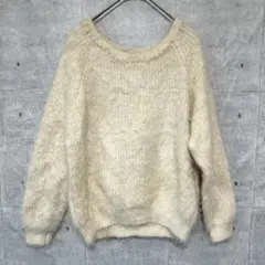 イング　シャギーニット　長袖カットソー　パール装飾　シンプルコーデ