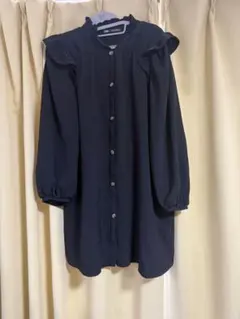ZARA ブラック　フリル付きシャツ