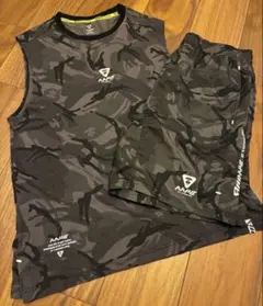 A BATHING APE ア ベイシング エイプ 迷彩 セットアップのサムネイル