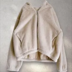 GU【L】フェイクファーフルジップパーカ エコファー もこもこ 完売品 ベージュ