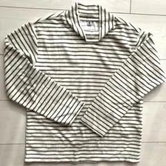 ユニクロ　キッズ　カットソー　サイズ140