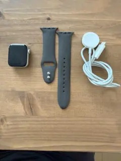 Apple Watch SE 40mm 第二世代　アルミニウム
