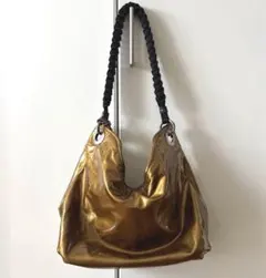 GIORGIO ARMANI エナメル調ショルダーバッグ ビニール製 ゴールドのサムネイル