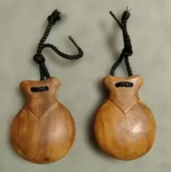 白に近いアイボリー フラメンコ カスタネット 白に近いアイボリー フラメンコ カスタネット