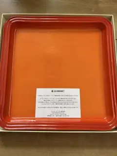 LE CREUSET スクエアプレート オレンジのサムネイル