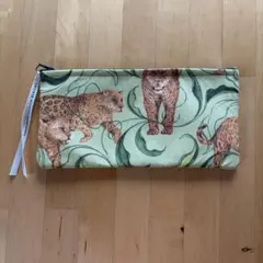 ENTINTA フラットポーチ ヒョウ柄