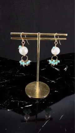 淡水パールとアマゾナイトのピアス