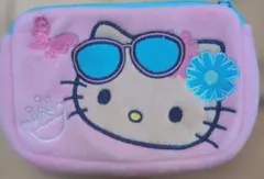 日焼けキティ　マルチティッシュケースのサムネイル