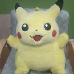 希少 TOMY ぬいぐるみ ポケモン ピカチュウ 等身大 赤タグ - メルカリ