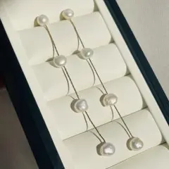 本真珠ピアス　バロックパール 冠婚葬祭　カジュアル　芥子 ケシパール 長め 四連