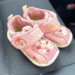 アンパンマン　キッズ　ベビー　ドキンちゃん　ピンク 花柄 スニーカー13cm 靴