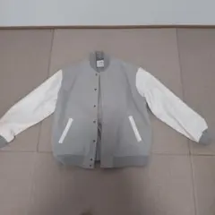coen スタジャン グレー×ホワイトのサムネイル
