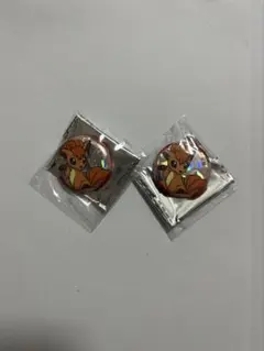 ポケモン 宝石ホログラム缶バッジ 限定 リーフィア 3個 - メルカリ