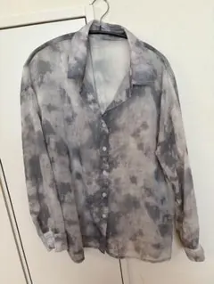 Dazy シアーシャツ グレー 総柄 長袖 モード系 タイダイ柄 柄シャツ 羽織