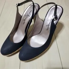 GINZA Kanematsu ネイビー スリングバック パンプス24cmのサムネイル