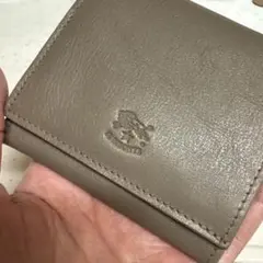 美品 イルビゾンテ 2つ折り財布 薄い財布