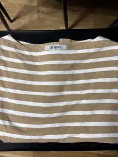 nano ベージュと白のストライプTシャツ