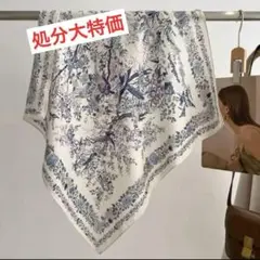 処分大特価‼️ レディースバンダナスカーフ　花柄　植物柄　新品　ブルー　敬老の日