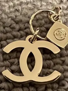 CHANEL ココマーク チャーム ホリデー