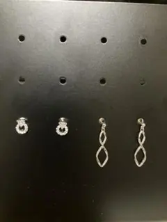 クリスタル付きピアスセット