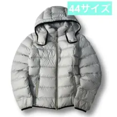 グレー ダウンジャケット
