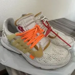 Nike エアプレスト　オフホワイト　白