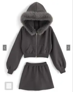 ファー付きフード グレーセットアップ