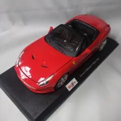【Maisto マイスト】1/18 Ferrari California Tのサムネイル