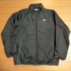 ナイロンジャケット