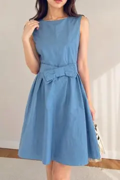 ✨美品 FOXEY リボン フレア ワンピース くすみブルー 36のサムネイル