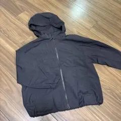 新品　UNIQLO ポケッタブルパーカー　120