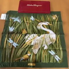 m*a様 Salvatore Ferragamo ハンカチのサムネイル