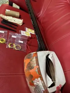 和楽器 琴 箏 すだれ彫り 13弦 弦楽器 桐 お琴 大正琴 - メルカリ