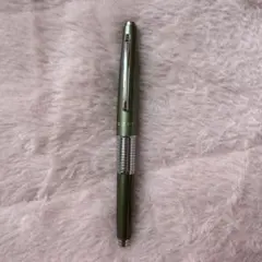 Item thumbnail for item cf7e8af2-e92a-45d1-80e5-6dff6002e8a2